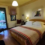 Astra Hotel 3*