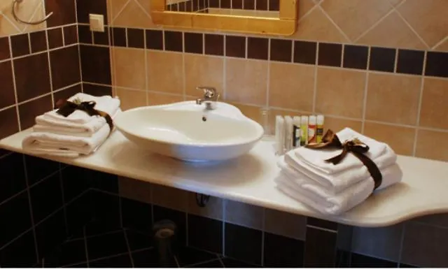 Astra Hotell Kastanea